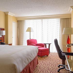 Concierge Level King Room Adapted Tub Mobility Accessible or High Floor
